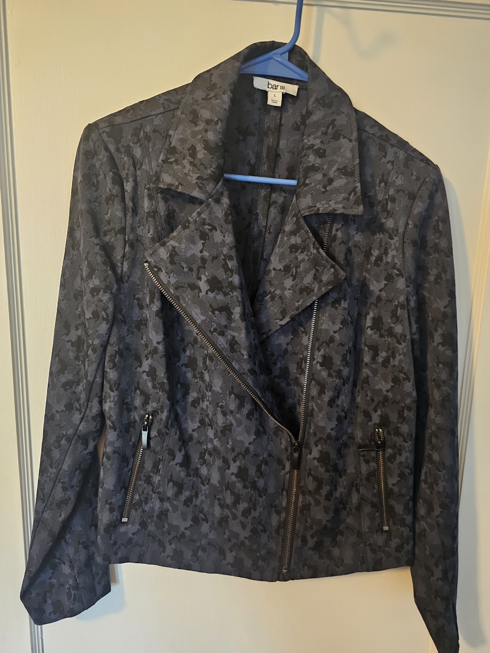 bar III Women's Gray Camouflage Blazer Jacket